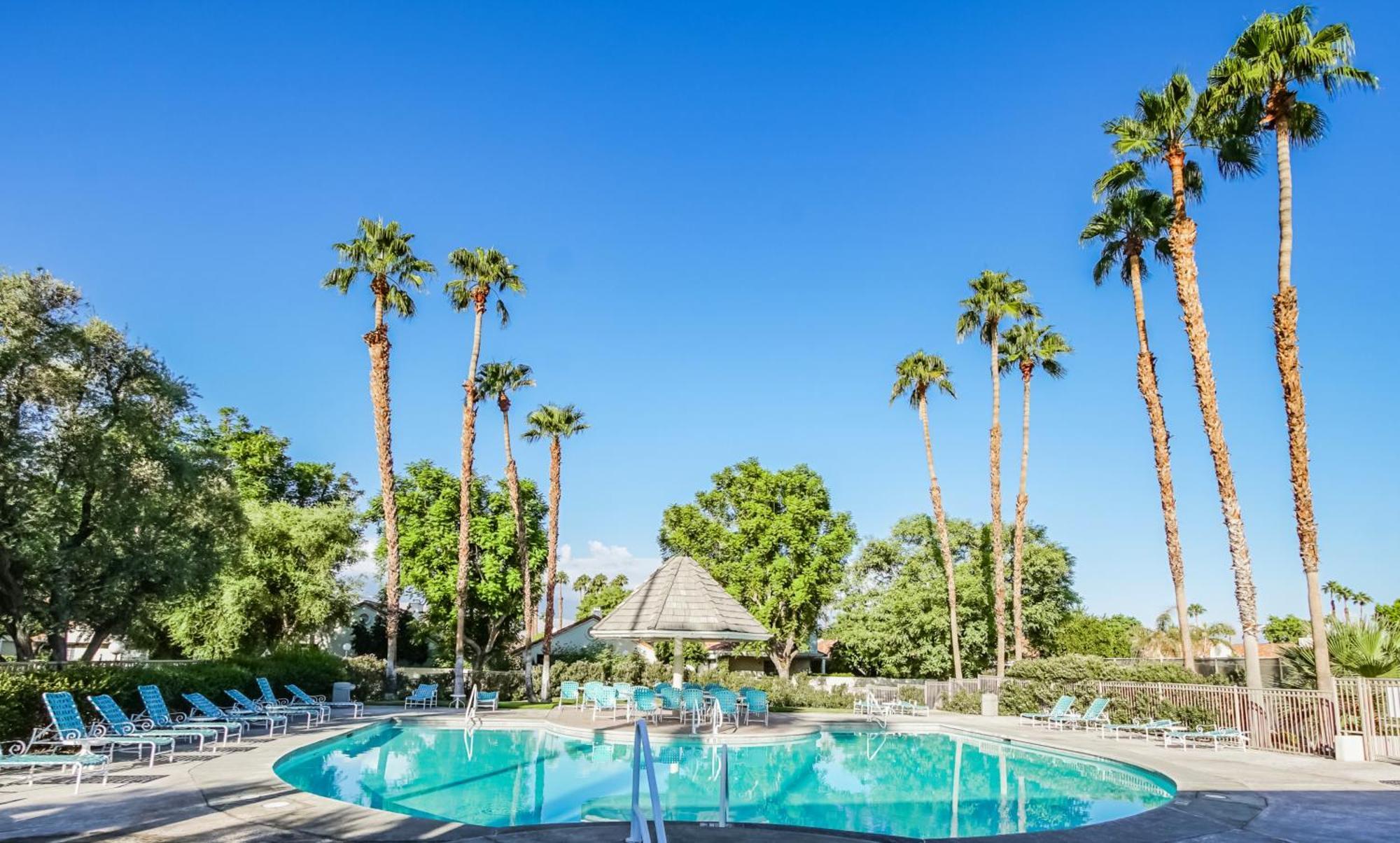 Desert Breezes Resort Palm Desert Exteriör bild